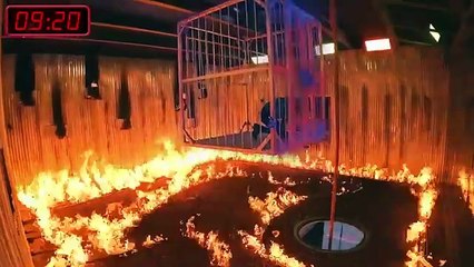 In_10_Minutes_This_Room_Will_Explode!(360p)