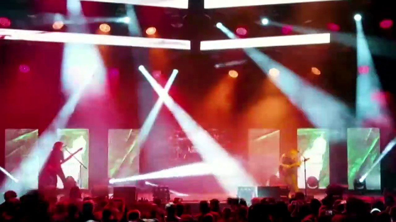 THE WARNING — Dull Knifes (Live at Teatro Metropolitan CDMX 2022)