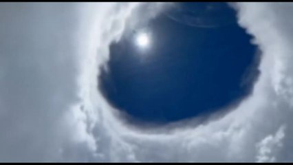 Dentro l'occhio del ciclone Erin, le immagini dell'Aeronautica USA