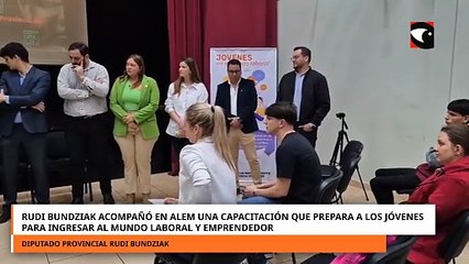 Rudi Bundziak acompañó en Alem una capacitación que prepara a los jóvenes para ingresar al mundo laboral y emprendedor