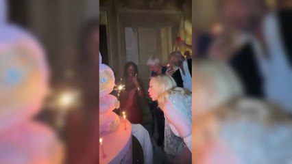 Madonna festeggia i suoi 67 anni in Toscana nel sogno Palio, cena di gala e ospiti vip