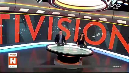 MINIBÚS COLISIONA CONTRA CAMIONETA