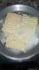 Cuma bisa Makan mie Instan #mieinstan #fyp