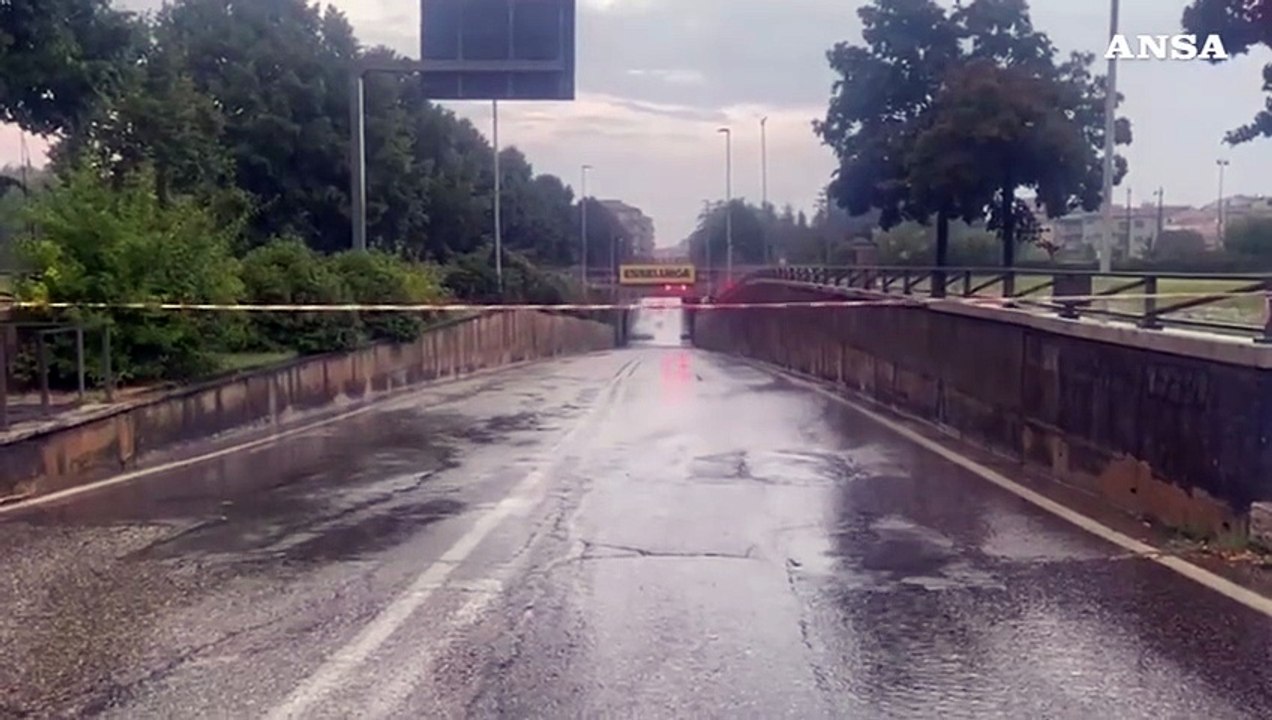 Maltempo, "quotidiano" nubifragio ad Arezzo: disagi in citta'