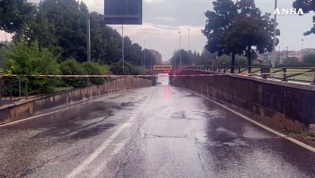 Maltempo, quotidiano nubifragio ad Arezzo: disagi in citta'