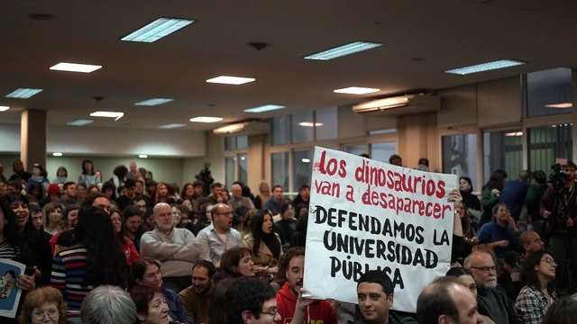 Charly García recibió el doctorado Honoris Causa por la UBA II