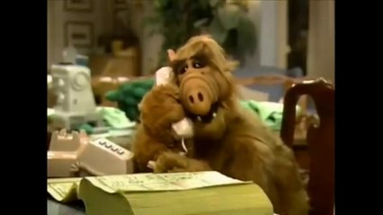 ALF Season 1 Episode 22 "It’s Not Easy Bein’ Green" #English