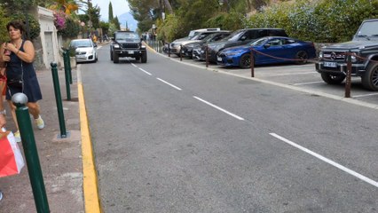 # stop sur saint Tropez. #. lulu du jura