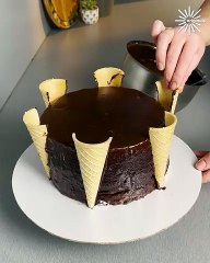 Dress up a store-bought cake in under a minute! 🍓🍫