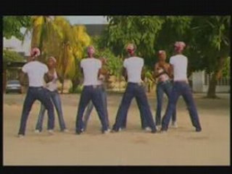 Coupé decalé Petit Denis - Gnangni