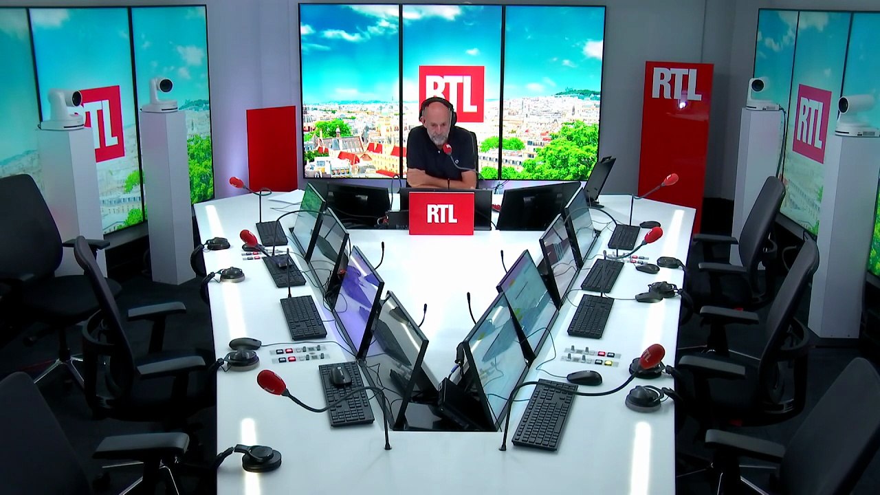 "On va parler d'économie, je commence par les miennes : la chronique, je te la fais à 50.000..."