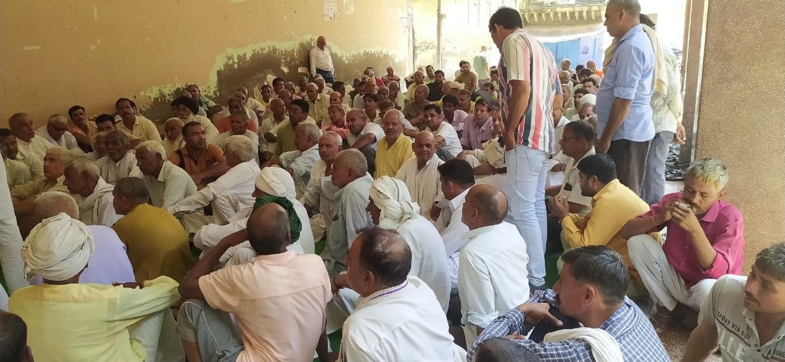 VIDEO: खैरथल-तिजारा जिला नाम व मुख्यालय परिवर्तन के विरोध में हरसौली की बड़ी चौपाल में बैठक