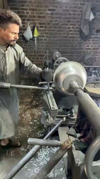 Making of fascinating stainless steel cooking pot