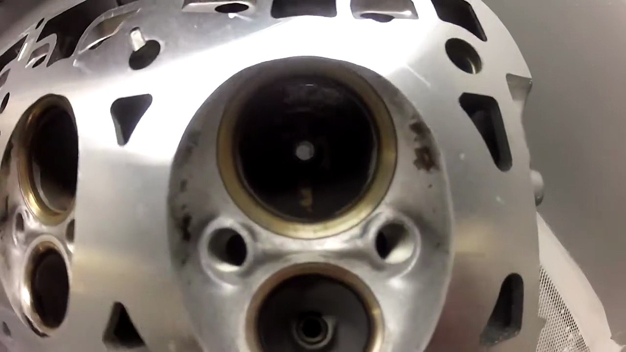 Soda Blasting  Cylinder Head (1 Visual Inspection)