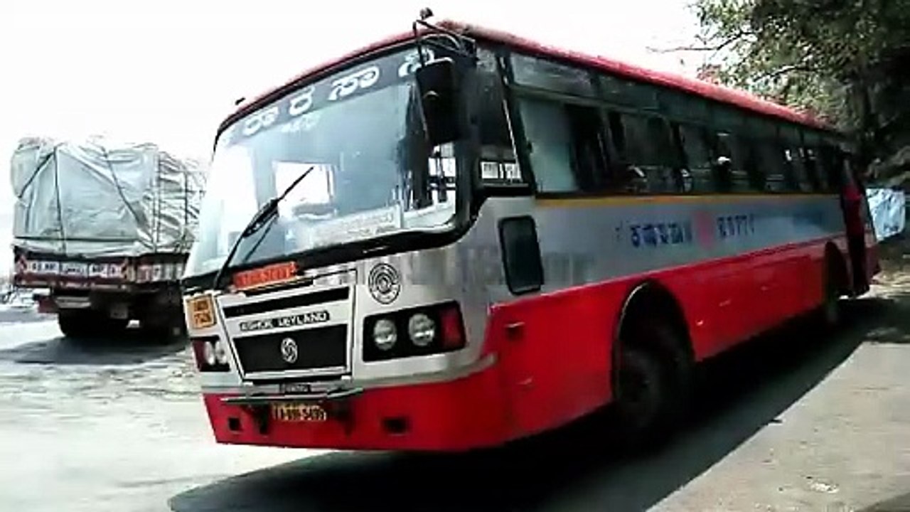 KSRTC Bus Turning Over Speed On Dhimbam Hairpin Bend Hills Road #ReLoad #hillsrider #hillsride