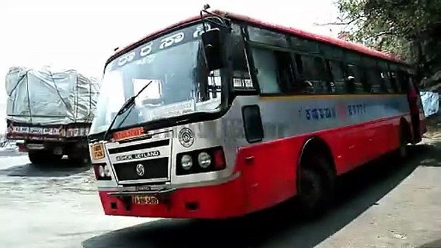 KSRTC Bus Turning Over Speed On Dhimbam Hairpin Bend Hills Road #ReLoad #hillsrider #hillsride