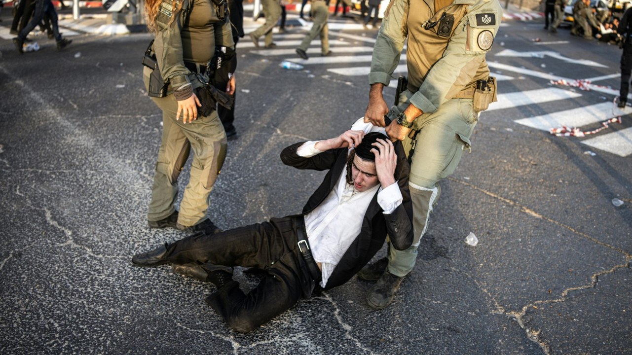 Ultraorthodoxe Juden protestieren erneut gegen Wehrpflicht in Israel