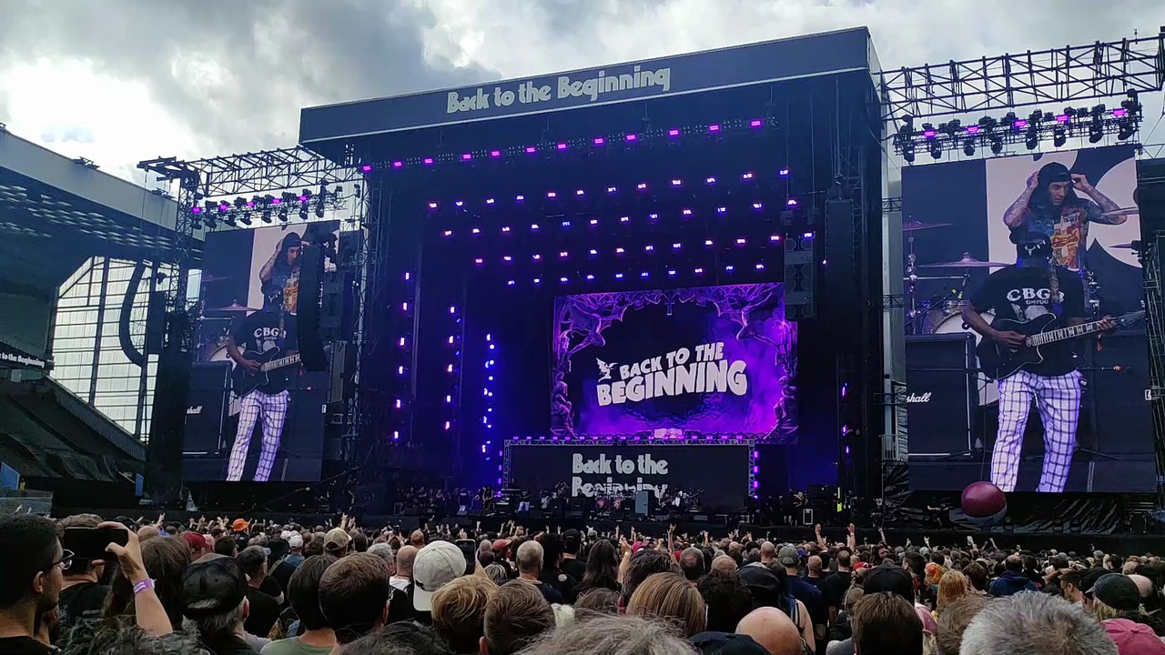 Supergroup B ft. Papa V Perpetua (Ghost) - Bark at the Moon (Ozzy Osbourne cover) - Live - Birmingham, Back to the Beginning - 2025/Jul/05