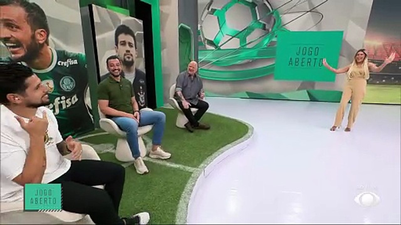 “Maca do Jogo Aberto vai ter que esperar”: Cicinho tira onda com São Paulo vivo na Libertadores