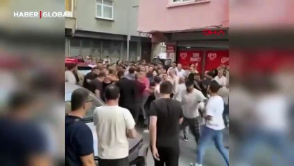 Bağcılar’da dehşet! Kız arkadaşını sokak ortasında bıçakladı, mahalleli linç etmek istedi