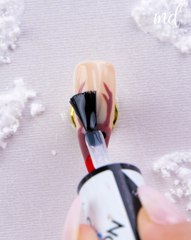 Jingle nails all the way! 🎅💅