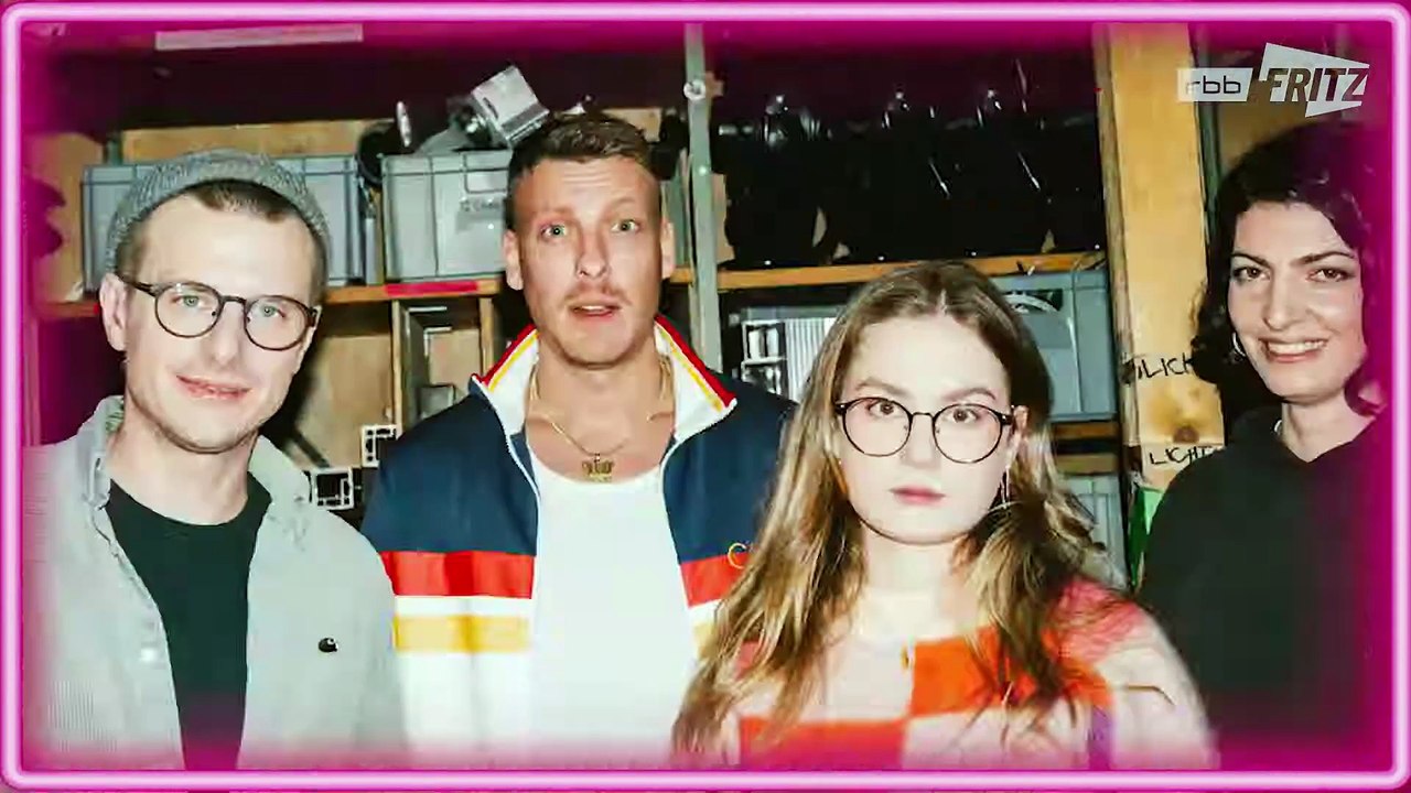 Falsch, aber lustig | show | 2022 | Official Trailer