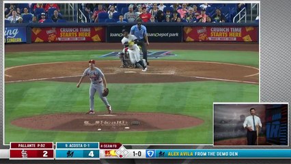 Maximo Acosta conectando su primer cuadrangular en la MLB