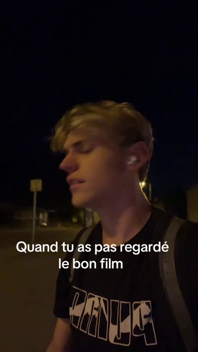 En vrais la musique et cool dans toute les versions