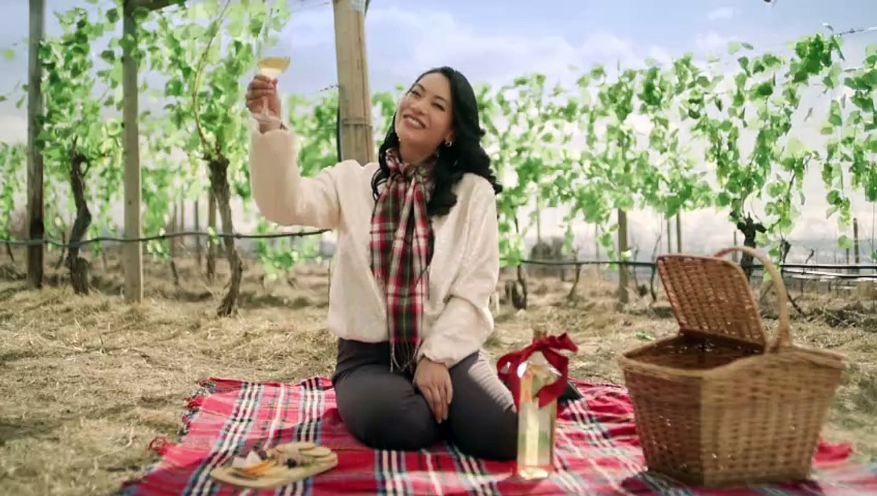 A Vineyard Christmas - Trailer