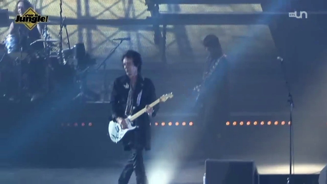 Johnny Hallyday - 2012 - Jingle RTS Un avec Fred Jimenez (bassiste de Johnny)