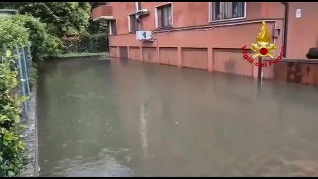 Maltempo nel Nord e Centro-Italia, oltre 400 interventi Vigili del Fuoco