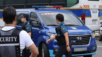 특검, 김건희 세 번째 조사...진술 거부권 행사 / YTN