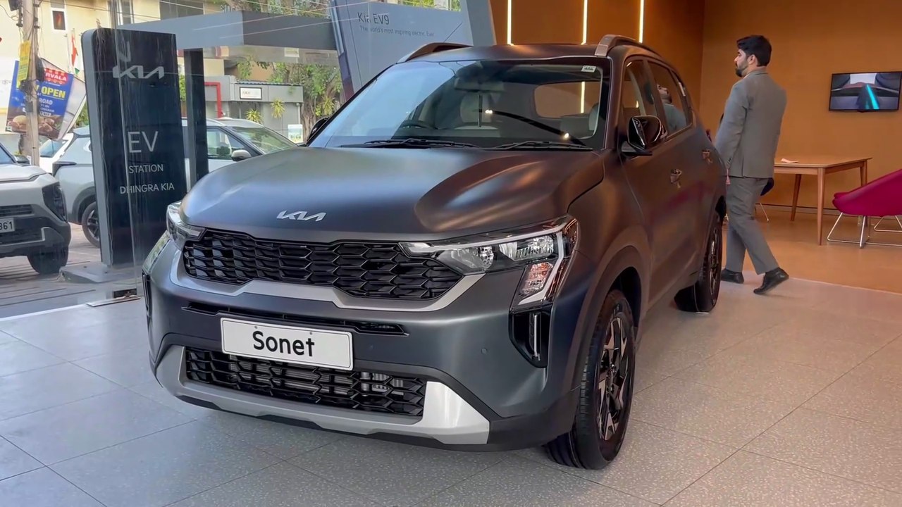 Kia Sonet Now Available In Matt Graphite Colour With Updated Exterior & Interior Features