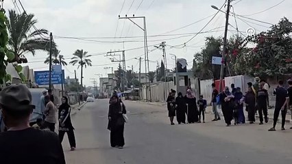 İsrail ordusu Filistinlilerin çadırlarını bombaladı