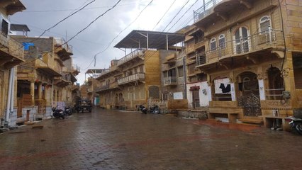 Video: जैसलमेर: गांवों में बरसे मेघ, स्वर्णनगरी में बूंदाबांदी