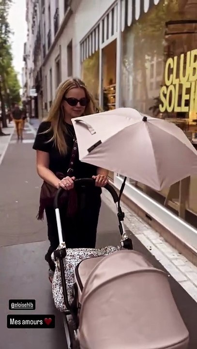 Gauthier Le Bret a publié une vidéo de sa femme Eloïse et leur bébé dans sa poussette, sur Instagram, le 21 août 2025.