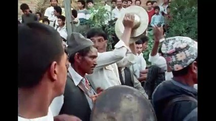 Priester der Verdammten | movie | 1992 | Official Trailer