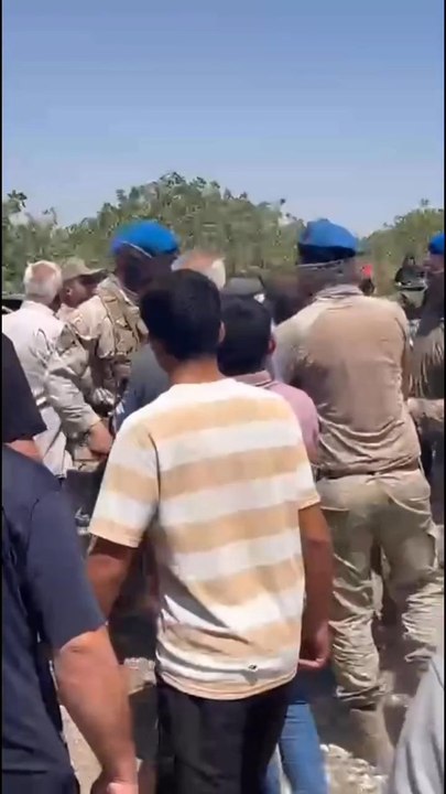 Şanlıurfa’nın Birecik ilçesinde, Çoğan TOKİ konutlarının tamamlanmasının ardından ortaya çıkan kanalizasyon sorunu, Bent Bahçesi Mahallesi’nde krize dönüştü. Kanalizasyon sularının doğrudan gölete boşaltılması, mahalle sakinlerini harekete geçirdi.