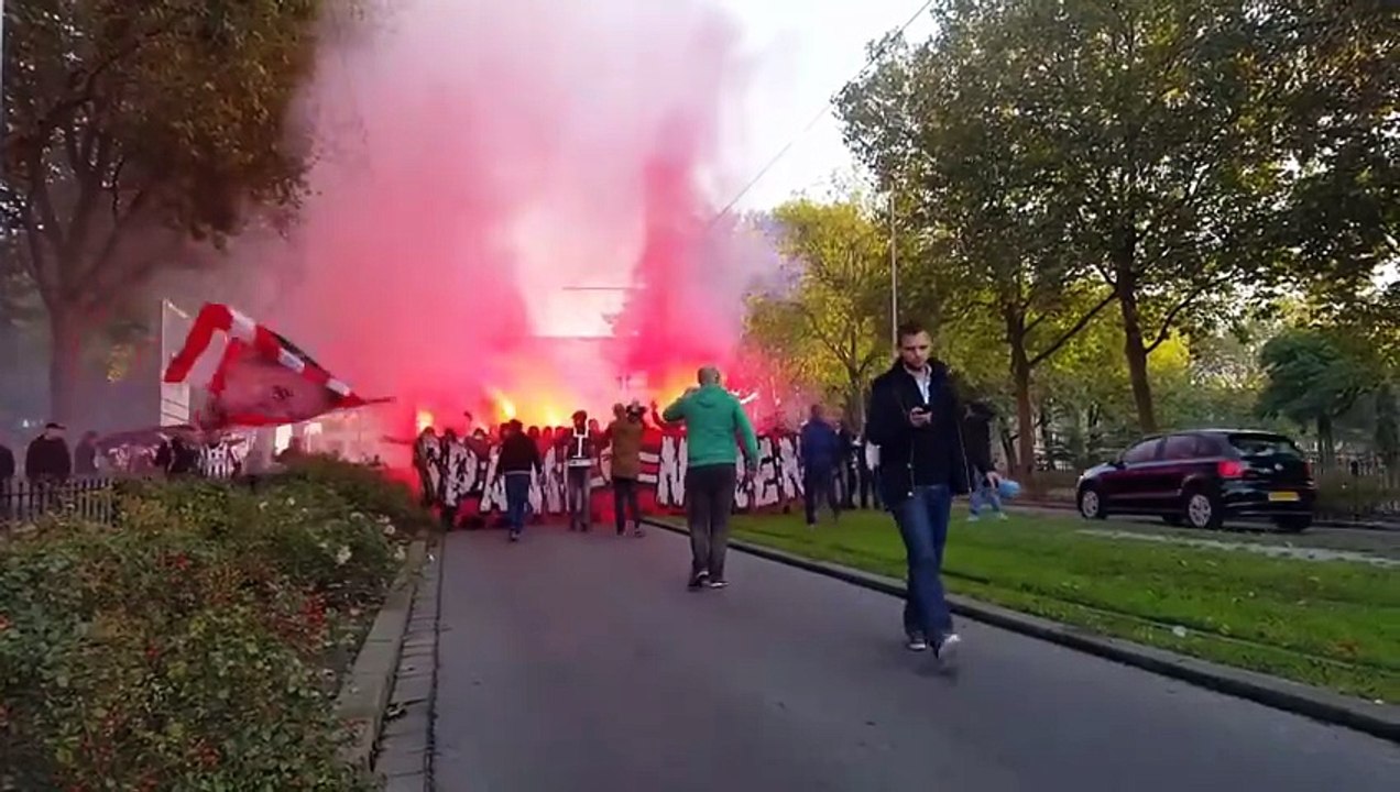 100 jaar Het Kasteel | movie | 2016 | Official Featurette