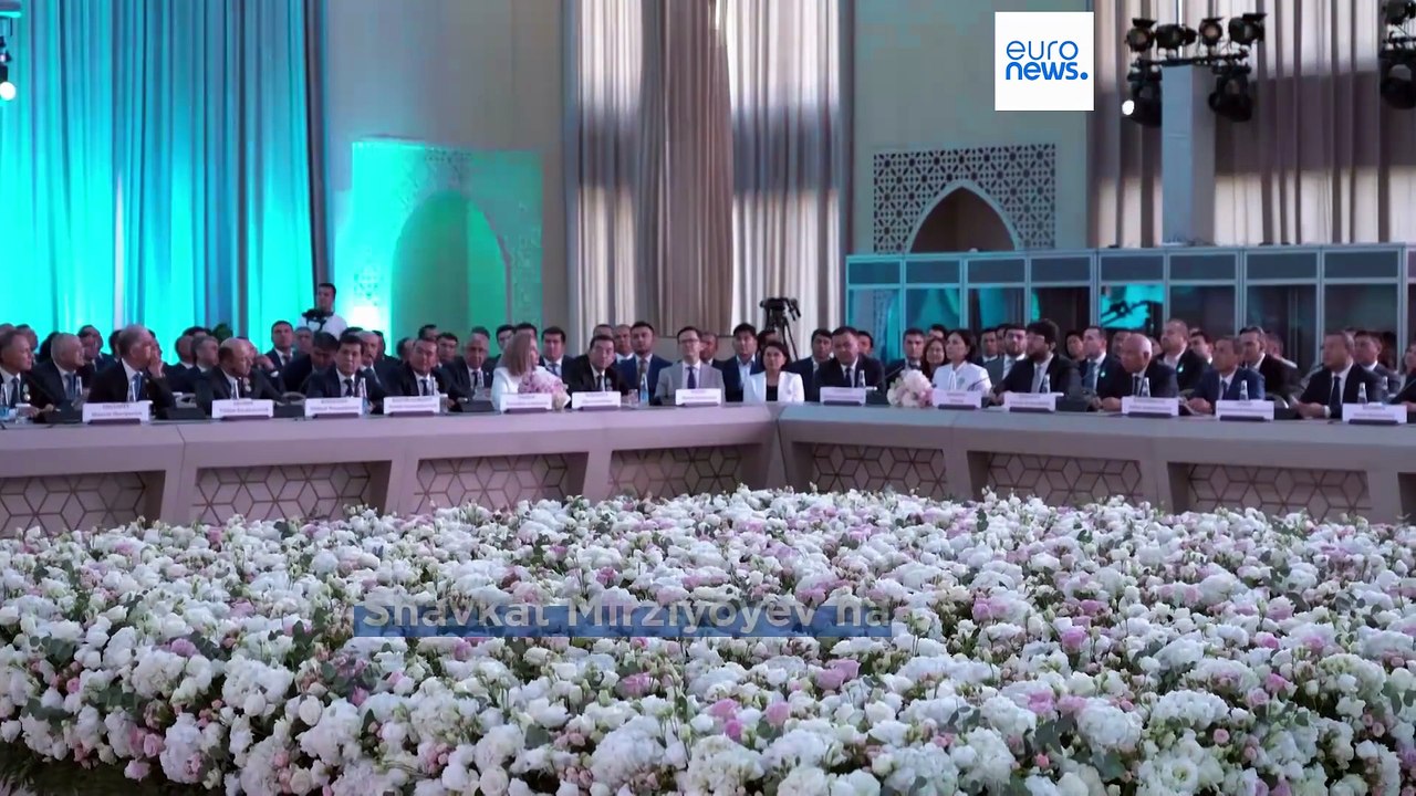 Uzbekistan, Giornata degli imprenditori: il presidente annuncia 51 iniziative innovative