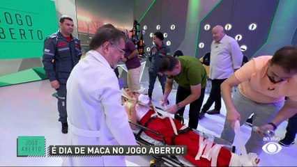 Renata Fan sai de maca e ganha "chuva de prata" após queda do Inter na Libertadores contra o Flamengo