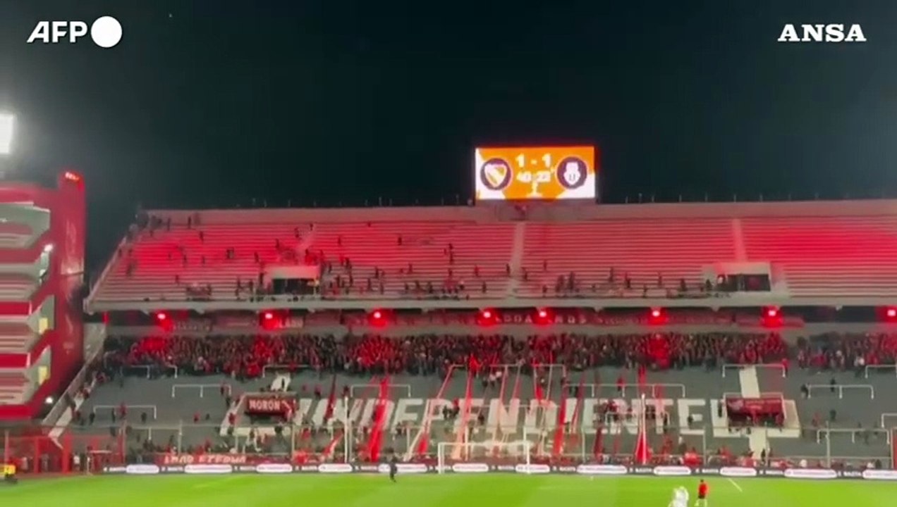 Coppa Sudamericana, gara interrotta per incidenti: feriti e decine di arresti