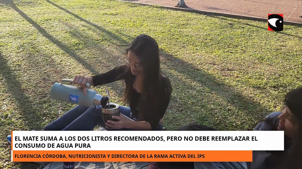EL MATE SUMA A LOS DOS LITROS RECOMENDADOS, PERO NO DEBE REEMPLAZAR EL CONSUMO DE AGUA PURA