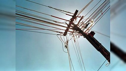 Muere electrocutado tras presunto robo de cables en Santiago