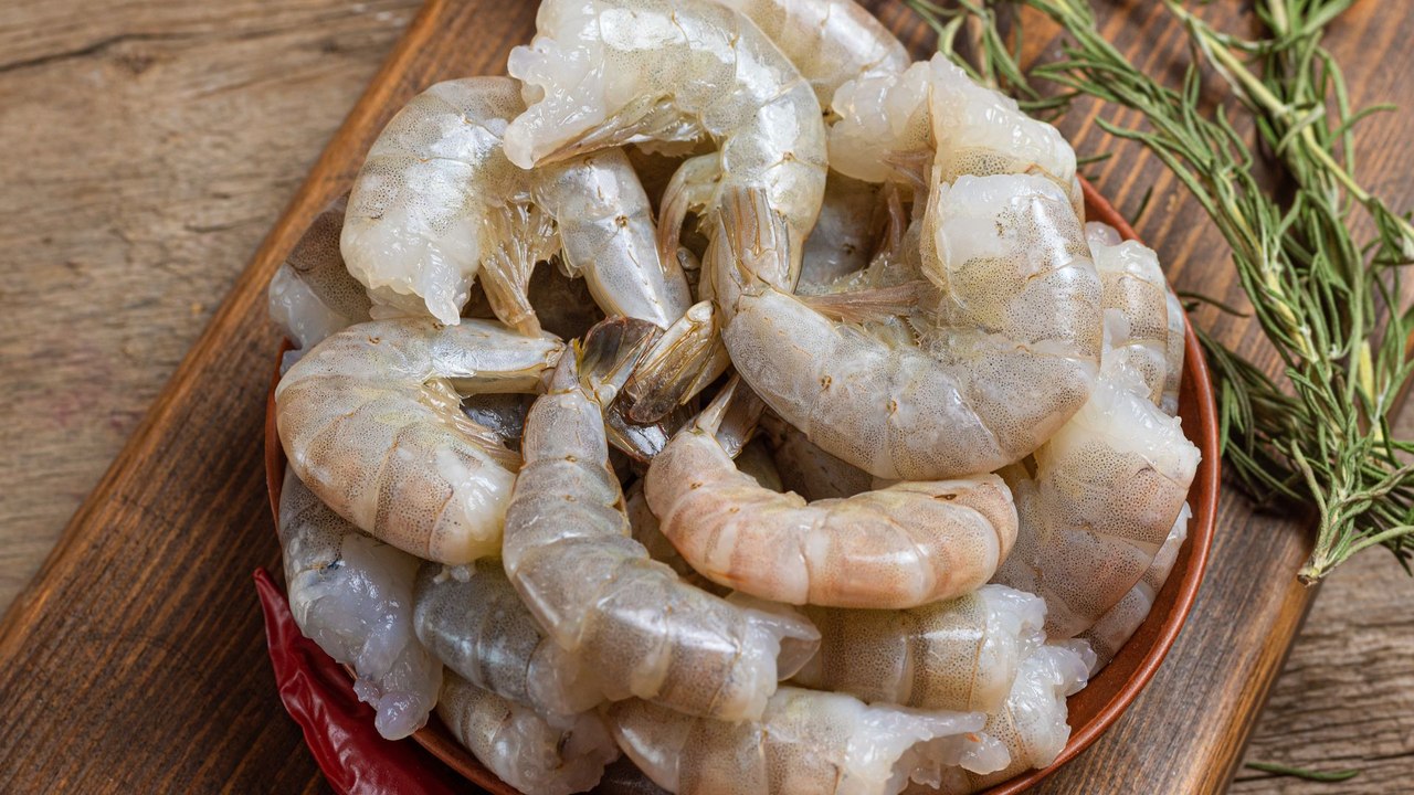 FDA advierte sobre contaminación radioactiva en camarones vendidos por famosa cadena de tiendas