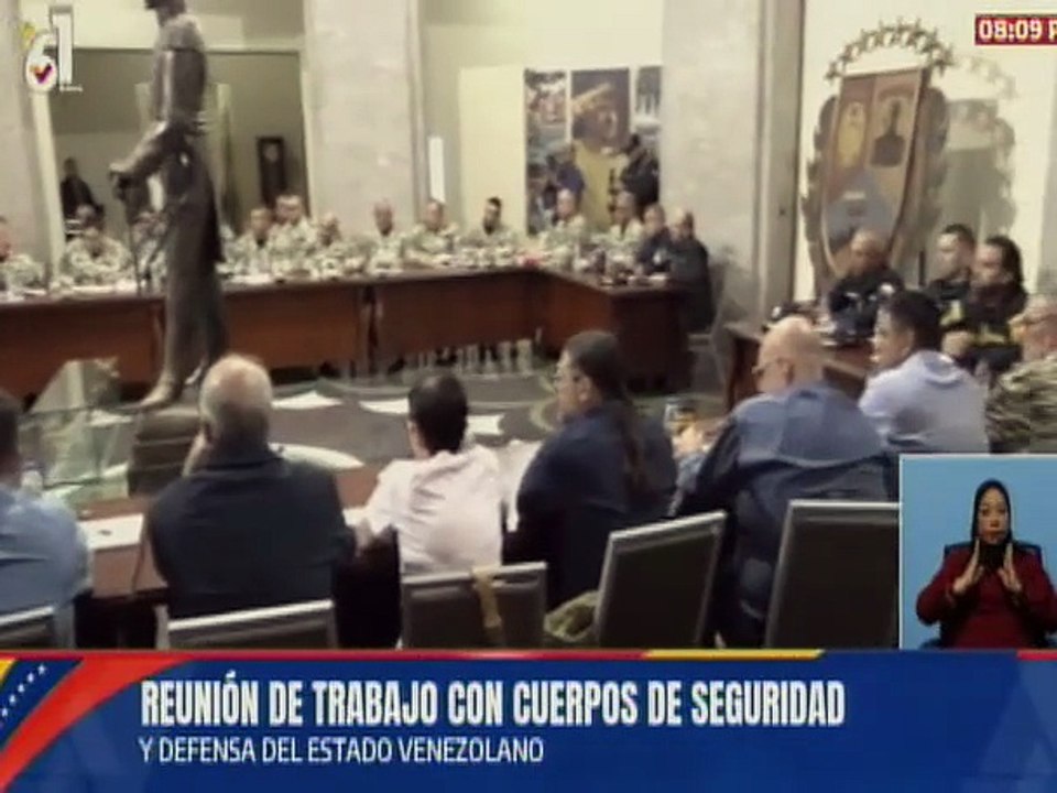 Presidente Maduro sostiene reunión de trabajo con los cuerpos de seguridad y defensa del Estado