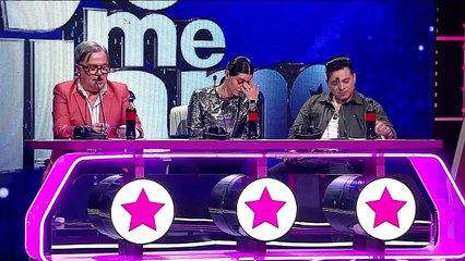 Alicia Villarreal trajo su voz para impresionar al jurado