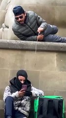 Food delivery man was busy looking for jobs