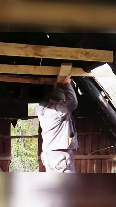 Renovate a rotten house into a wonderful wooden house -PART-1