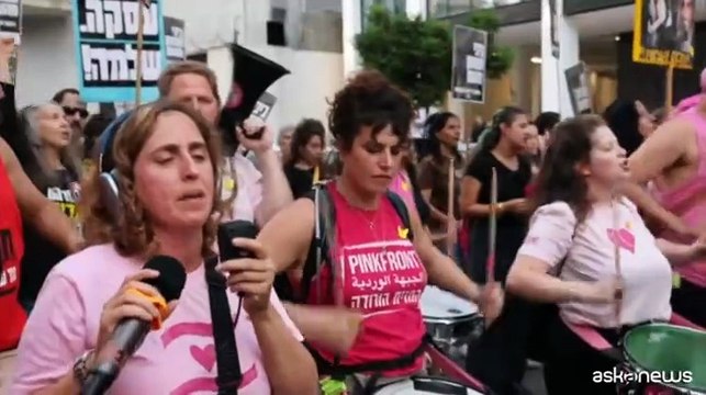 Nuova manifestazione a Tel Aviv per chiedere il rilascio degli ostaggi